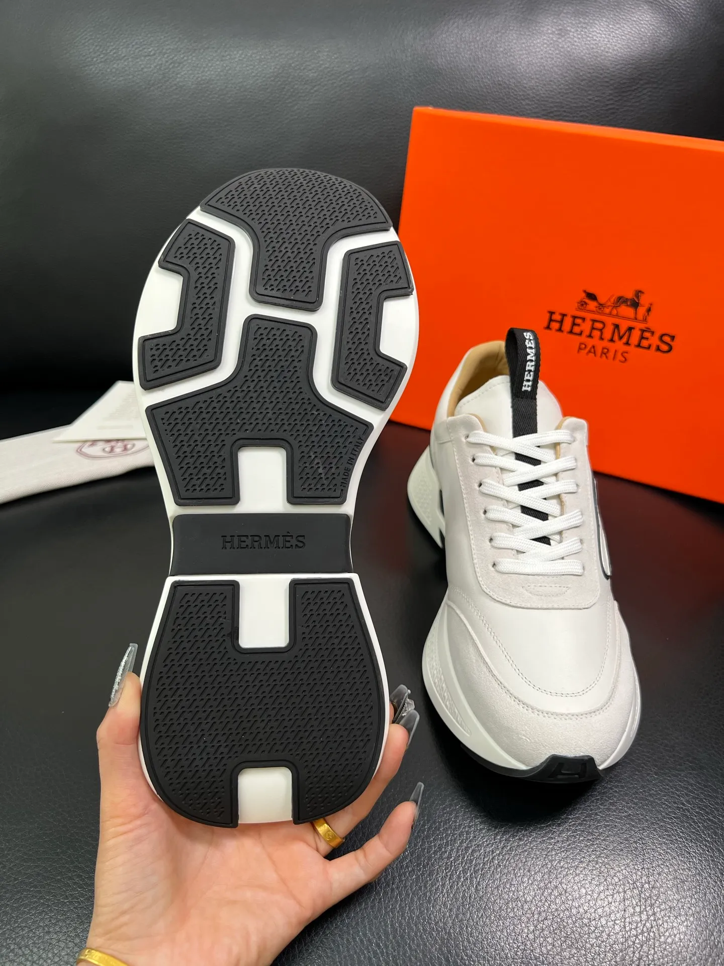 Men's men's shoes 💰840 Hermes top purchasing Hermes counter synchronization, original factory configuration, original cowhide fabric imported from Italy, high-quality splicing technology, fully imported water-dyed cowhide lining, soles: original factory special soles are super comfortable, original factory and single goods are high quality, welcome to compare and synchronize with counters, code number 39-44 (customized 38 45) 85863